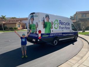 Ryan Hickman - CEO 11 tuổi làm chủ công ty tái chế rác thải lớn tại Mỹ